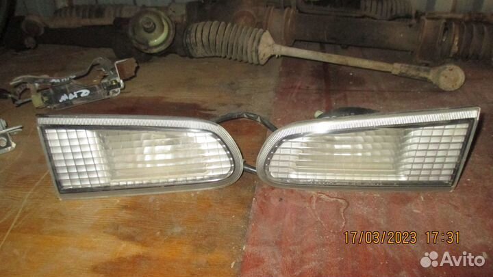 Фонари в дверь багажника Corolla Wagon E100 рест