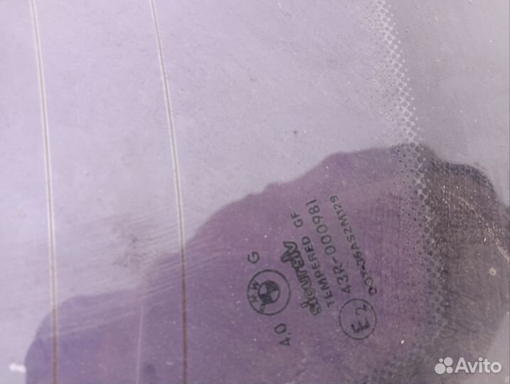 Стекло заднее ветровое BMW 5 E34