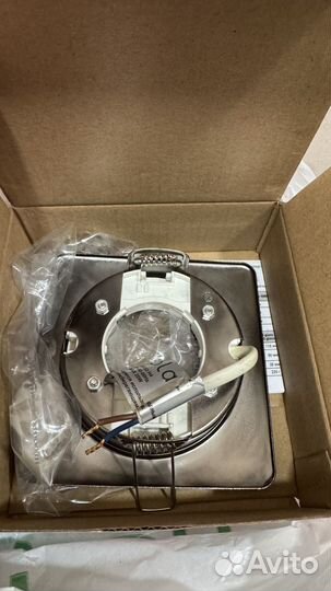 Светильник потолочный встраиваемый