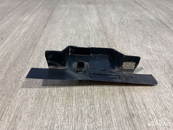 Дефлектор Кожух радиатора Renault Logan 2 2018- FR