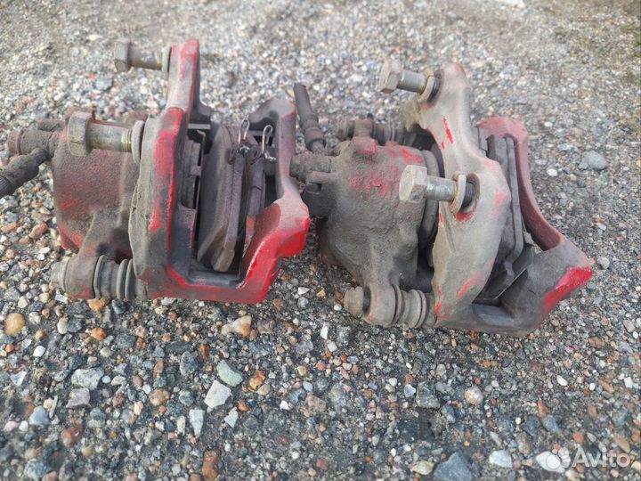 Суппорт передний Nissan Almera n 16