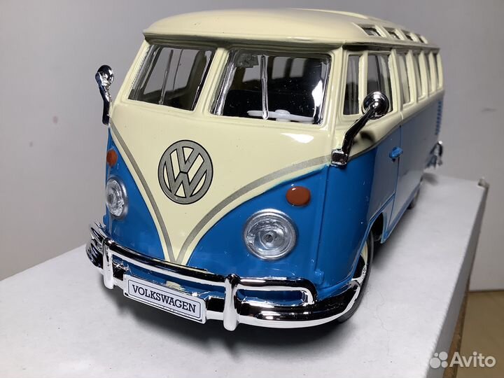 Модель автомобиля Volkswagen Van Samba 1:25 Маisto