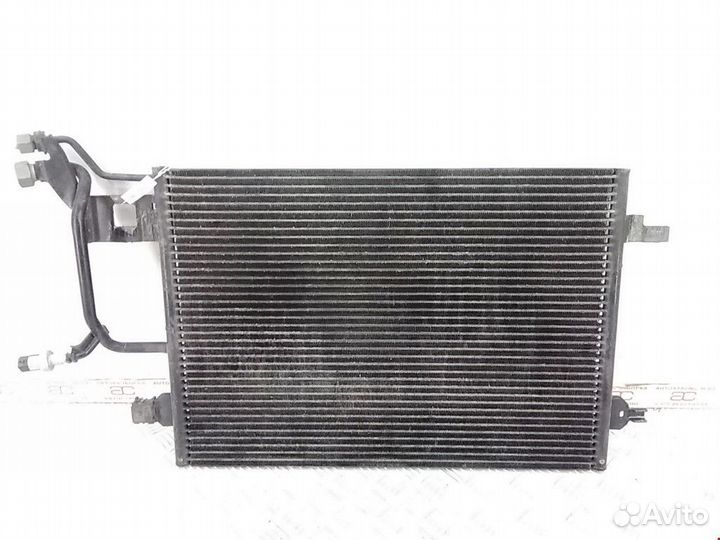 Радиатор кондиционера Volkswagen Passat B5 1999