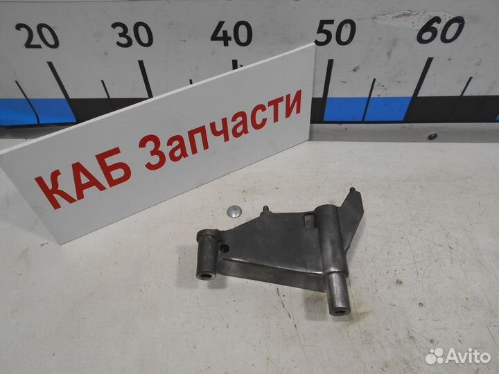 Кронштейн гидроусилителя Mercedes W124 OM601