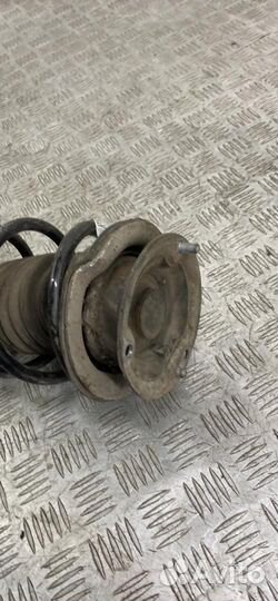 Стойка амортизатора передняя левая BMW 3 8036553