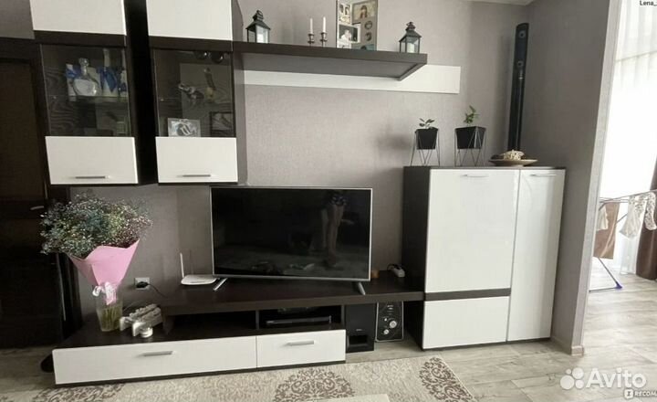 Стенка в гостиную