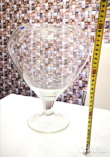 Бокал, аквариум