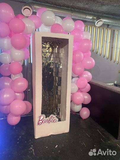 Коробка барби для фотозоны