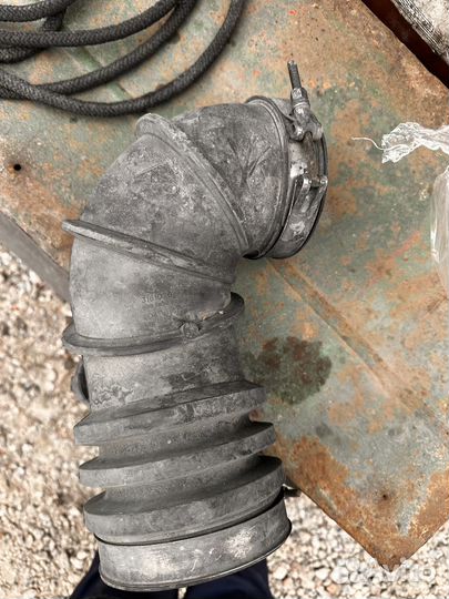 Воздуховод Вольво фл 6 3181070