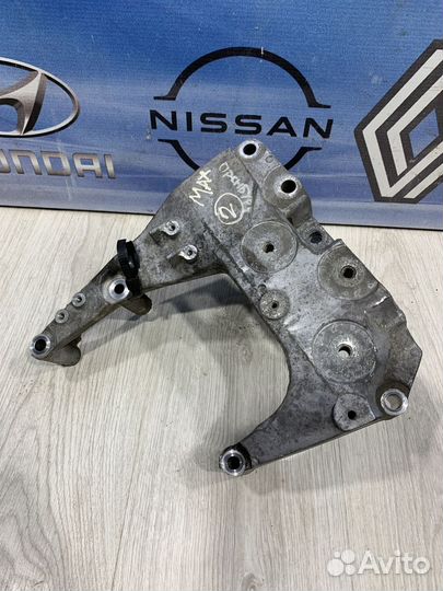 Опора двигателя двс Кронштейн Nissan X-trail T31