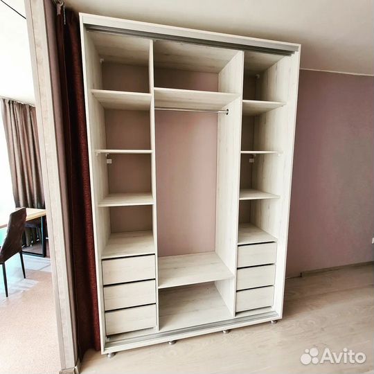 Шкаф купе встроенный