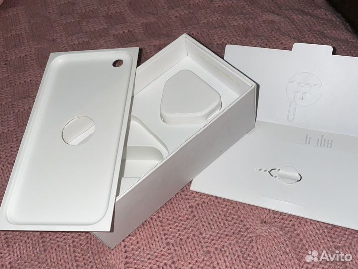 Коробка от iPhone 6s (белый)