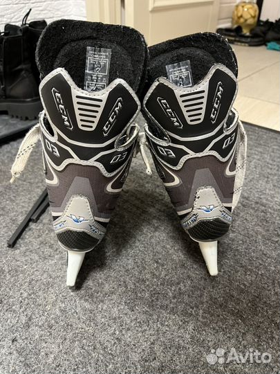 Хоккейные коньки ccm