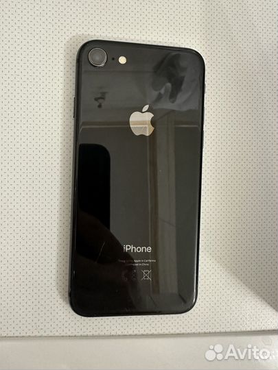 iPhone 8, 64 ГБ