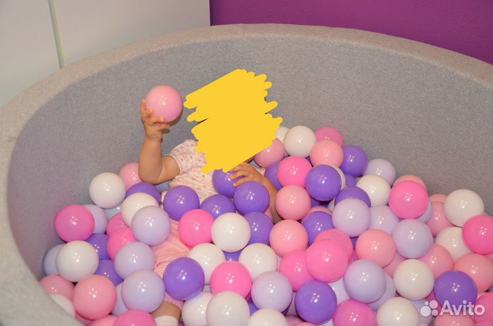 Сухой бассейн с шариками