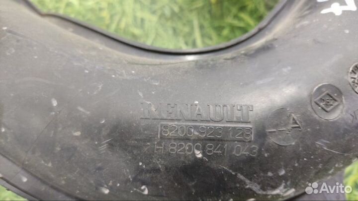 Патрубок Renault Scenic 3 минивэн 1.5 K9K832 2010