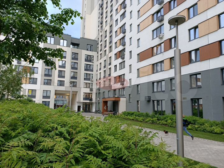 2-к. квартира, 56 м², 8/17 эт.