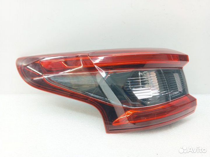 Фонарь задний левый Nissan Qashqai J11 1.2 HRA2DDT