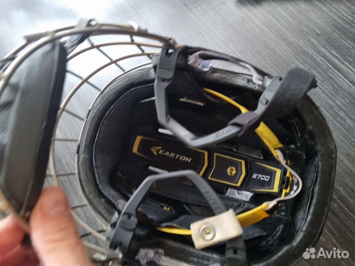 Шлем хоккейный