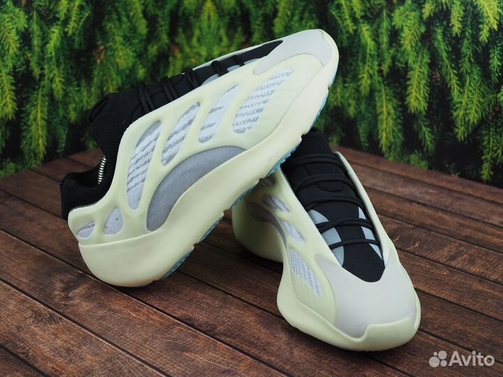 Adidas yeezy boost 700 /для серьёзный мужские