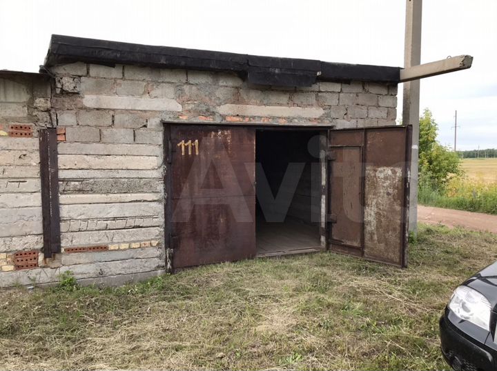 Гараж, > 30 м²