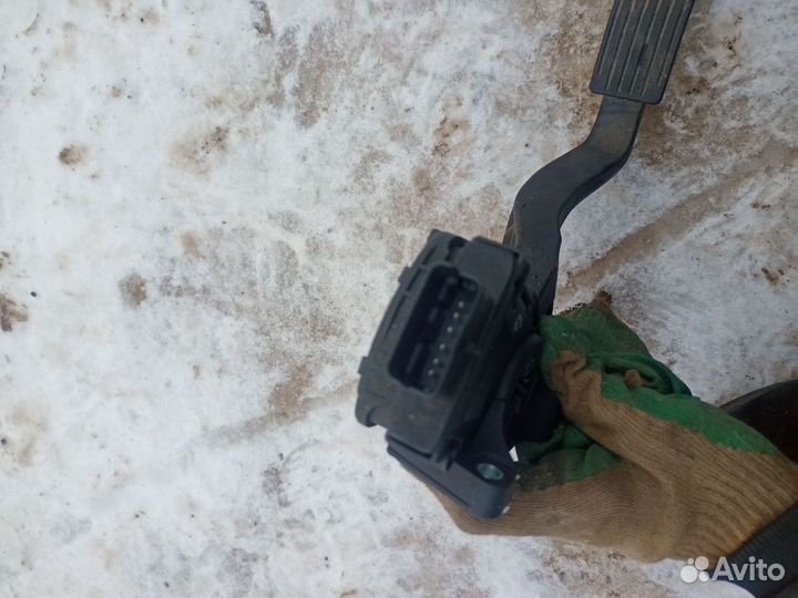 Педаль газа Peugeot Citroen 9671433680