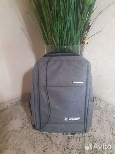 Рюкзак с зарядкой USB