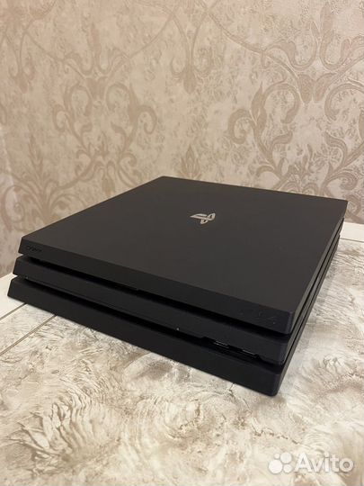 Sony PlayStation 4 Pro (1Tb)