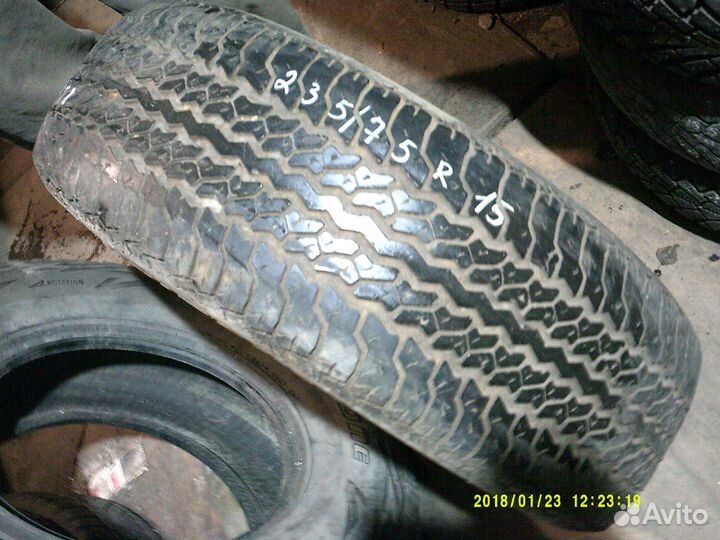 Uniroyal Tiger Paw AS-6000 235/75 R15
