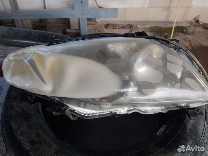 Фара toyota corolla 06-12г