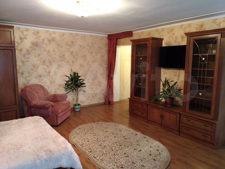 1-к. квартира, 50 м², 3/5 эт.