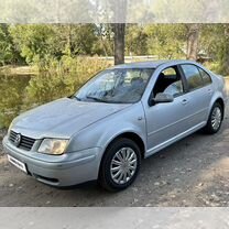 Volkswagen Bora 1.6 MT, 1999, 365 453 км, с пробегом, цена 219 000 руб.