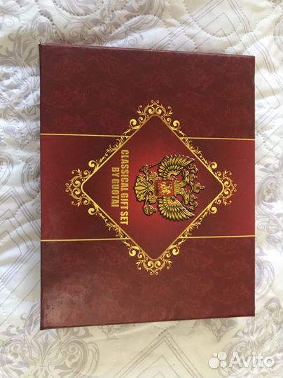 Подарочный набор 6 в 1 фляжка +4 рюмки + воронка