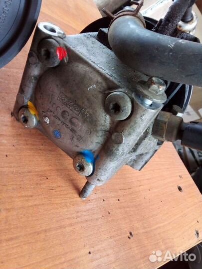 Насос гур Ford Focus 2