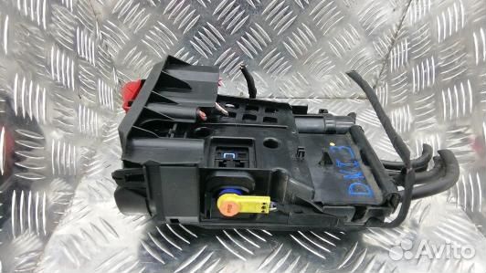 Клемма аккумулятора плюс mercedes benz C-class W20