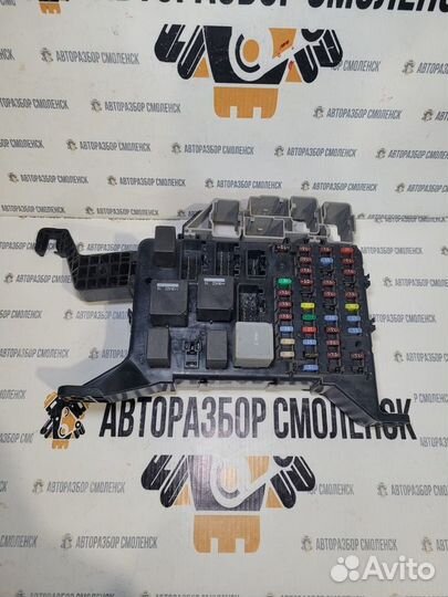 Блок предохранителей Ford Mondeo III (2000—2003)