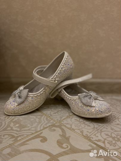 Туфли для девочки р31
