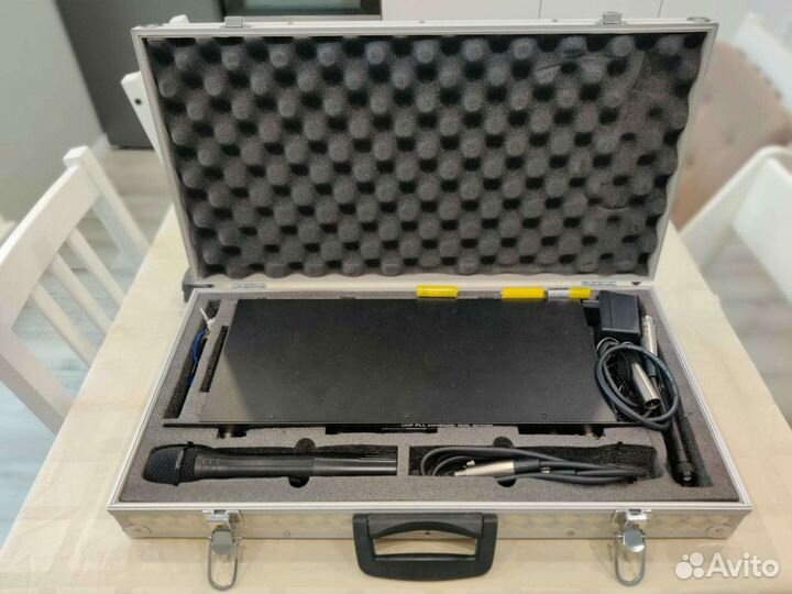 Радиосистема invotone wm-250 с одним микрофоном