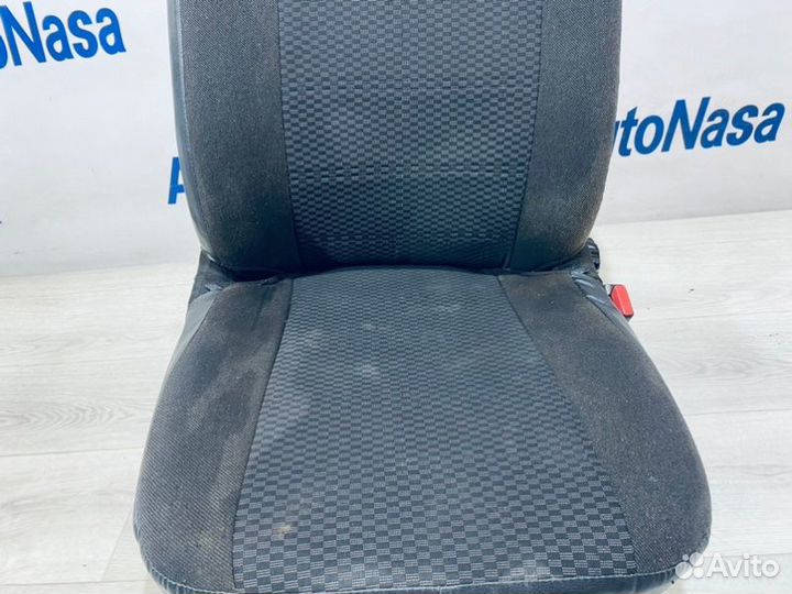 Сиденье LADA Largus универсал K4M 2014