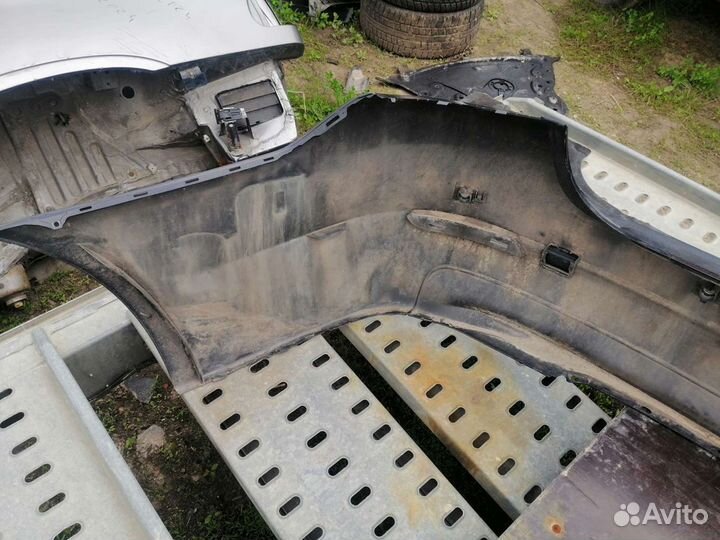 Задний бампер BMW F10