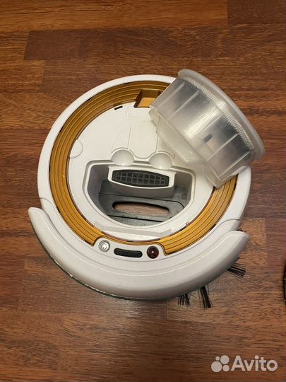 Робот пылесос comfee