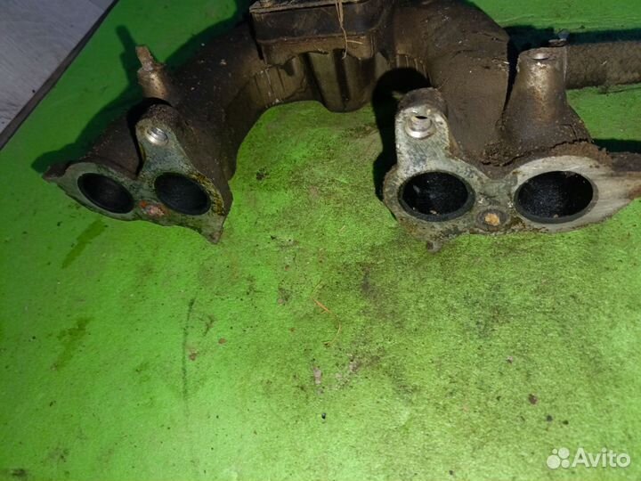 Впускной коллектор ваз 1,5 8 клапанный под карб
