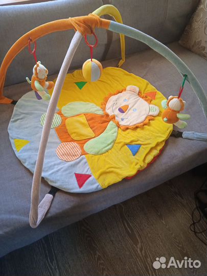 Развивающий коврик