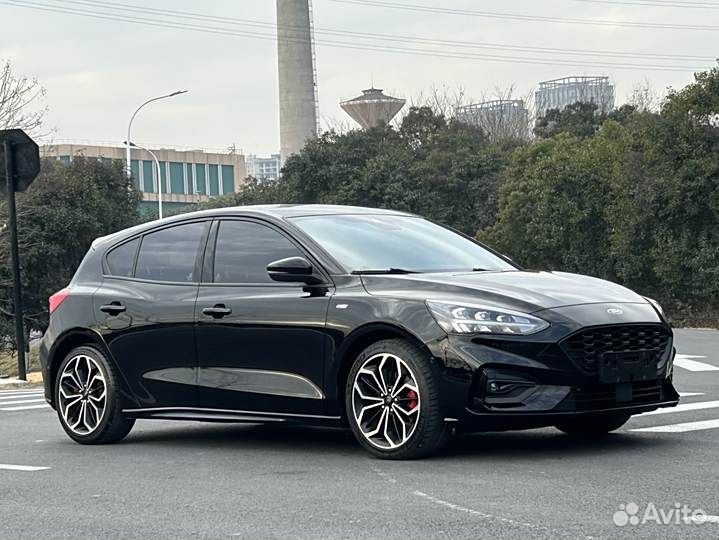 Ford Focus 1.5 AT, 2021, 23 800 км