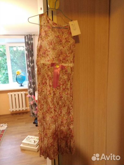 Платье для девочки новое