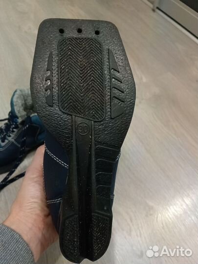 Лыжные ботинки