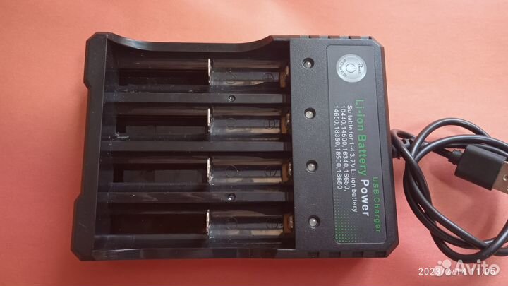 Зарядное устройство для литий-ионных аккумуляторов