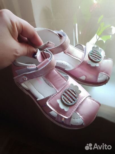 Сандалии для девочки 26 размер