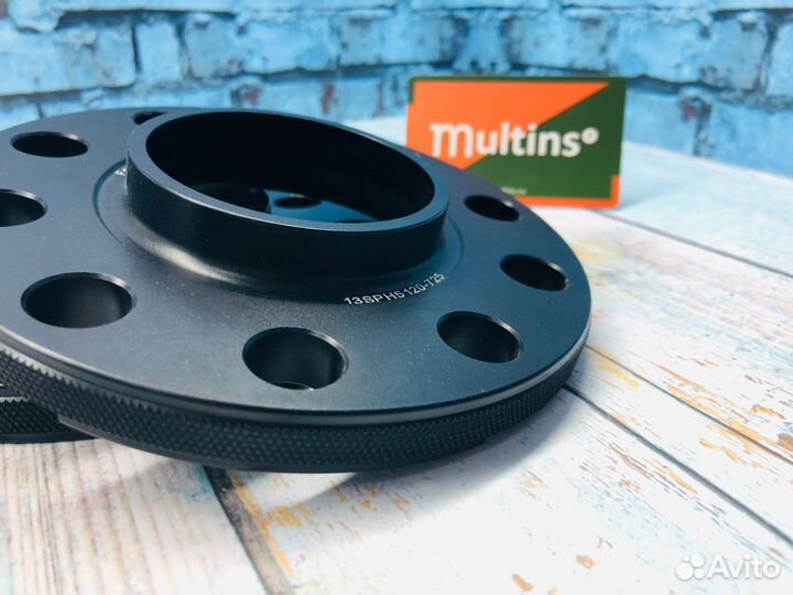 Колесные проставки на BMW 5 Series E28