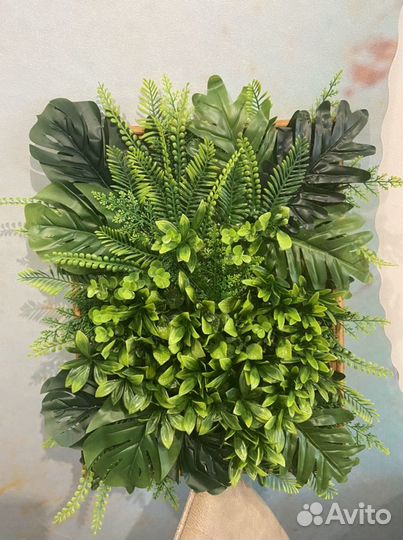 Картина из зелени